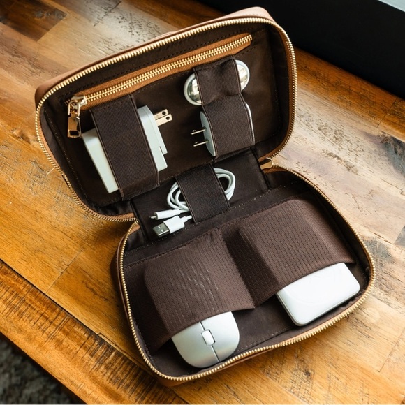 Recycled Leather Tech Bag - Picture 4 of 10